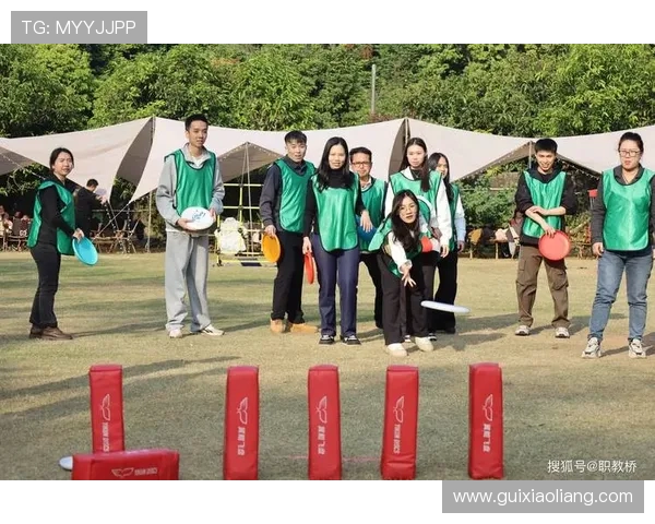 重庆飞盘队战术解析：如何实现整体压制与团队协作的完美结合