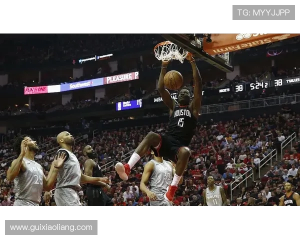 惊心动魄的冠军之战最终比分定格在最后一秒引爆全场热血