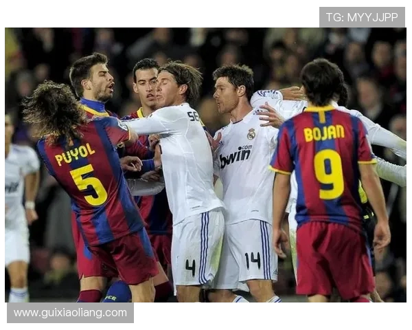 2013年巴萨与皇马经典对决回顾球迷心中的永恒经典之战